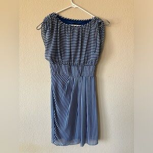 ADRIANNA PAPELL Blue & white striped knee length dress sleeveless‎ Size 4 Lined